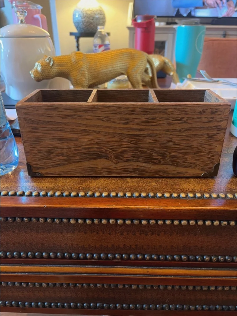 Wooden Decorative desk organizer with White Diagram Accent